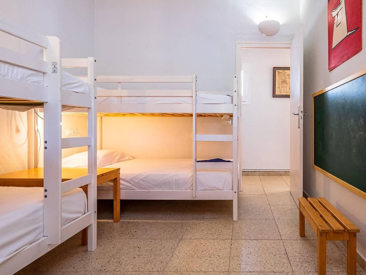 Vakantiehuis met balkon/terras in L'Escala, Upper Empordà, Spanje voor 12 personen foto 19