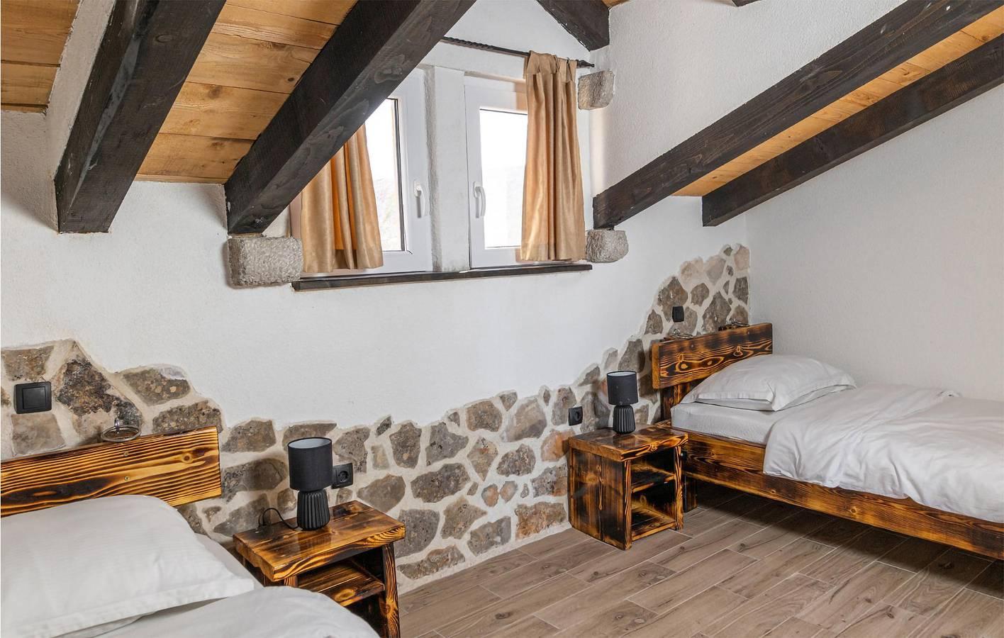 Stijlvol appartement met 2 slaapkamers, zwembad, terras en wifi in Split-Dalmatië, Kroatië voor 8 personen foto 20