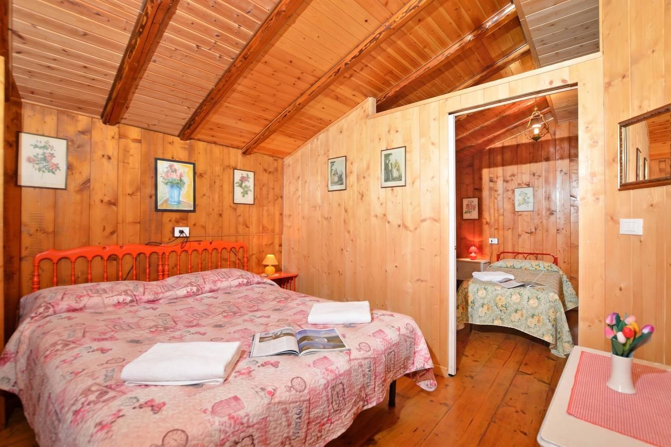 Casa Busso in Gemeente Esino Lario, Westelijke Bergamo-Alpen, Italië voor 6 personen foto 19