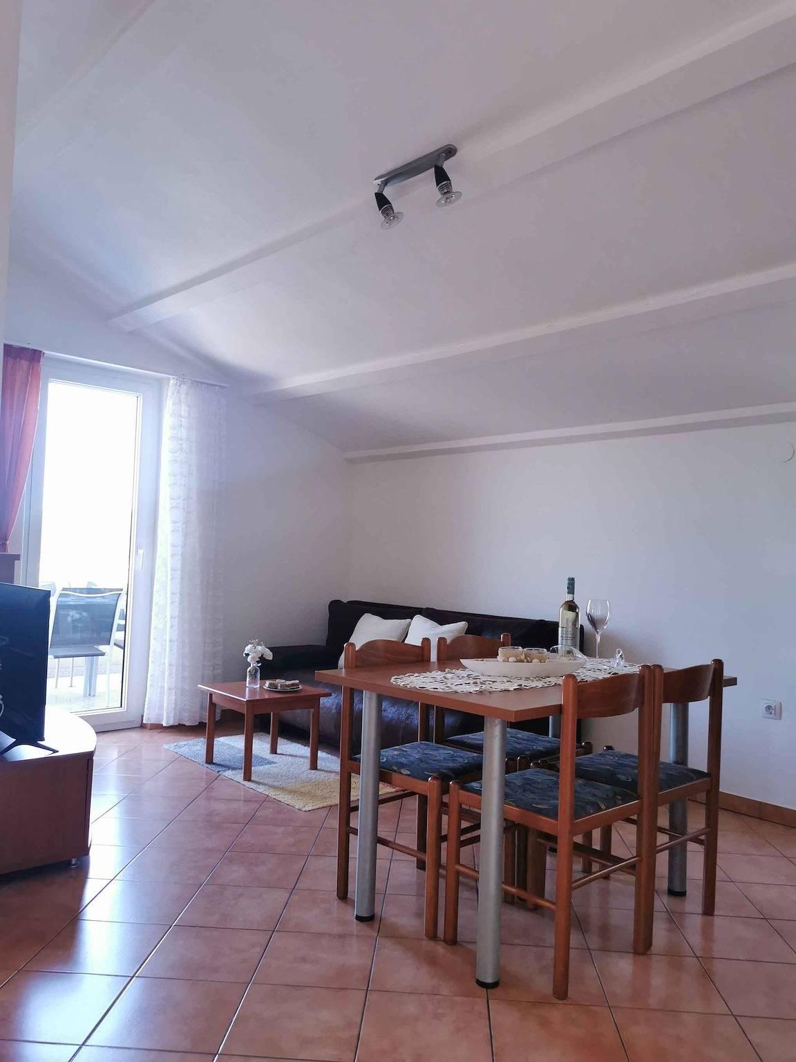 Vakantiewoning met groot terras in Medulin City, Medulin, Kroatië voor 5 personen foto 20