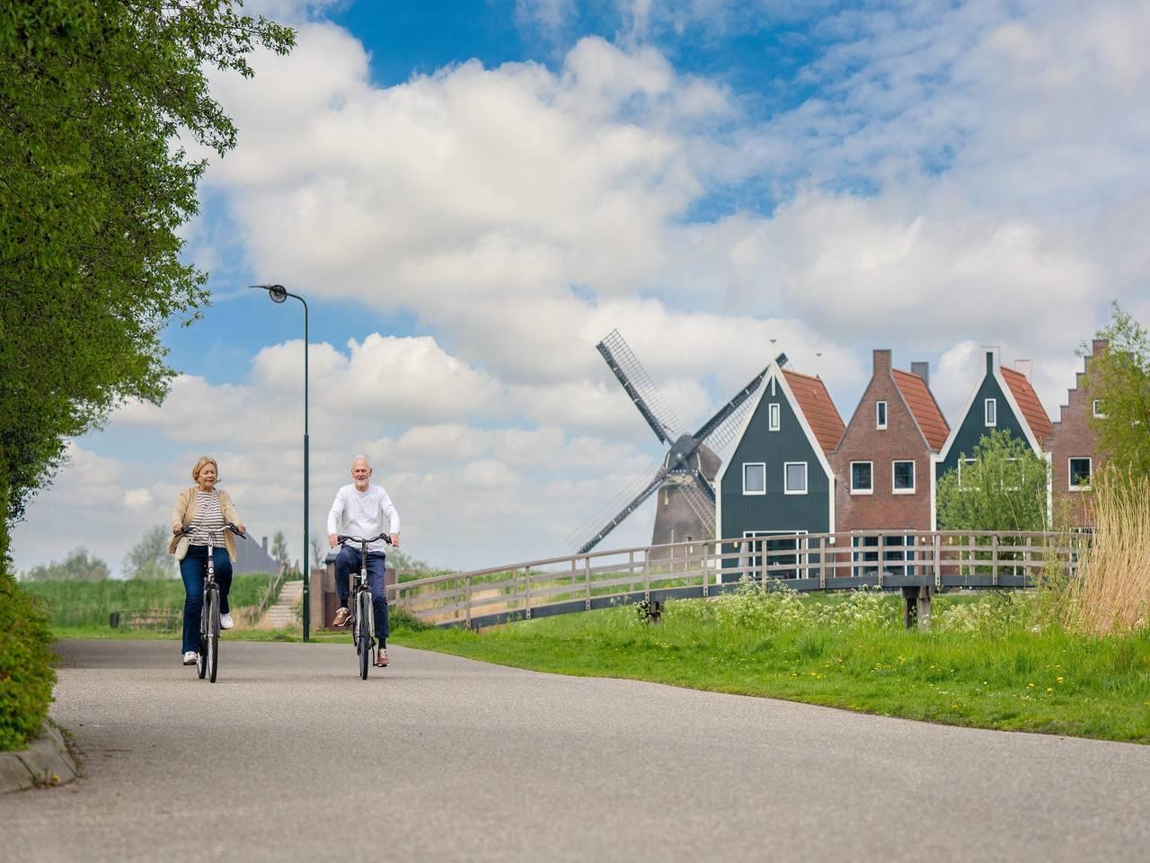 Villa aan het meer in Volendam in Volendam, Markermeer, Nederland voor 12 personen foto 24