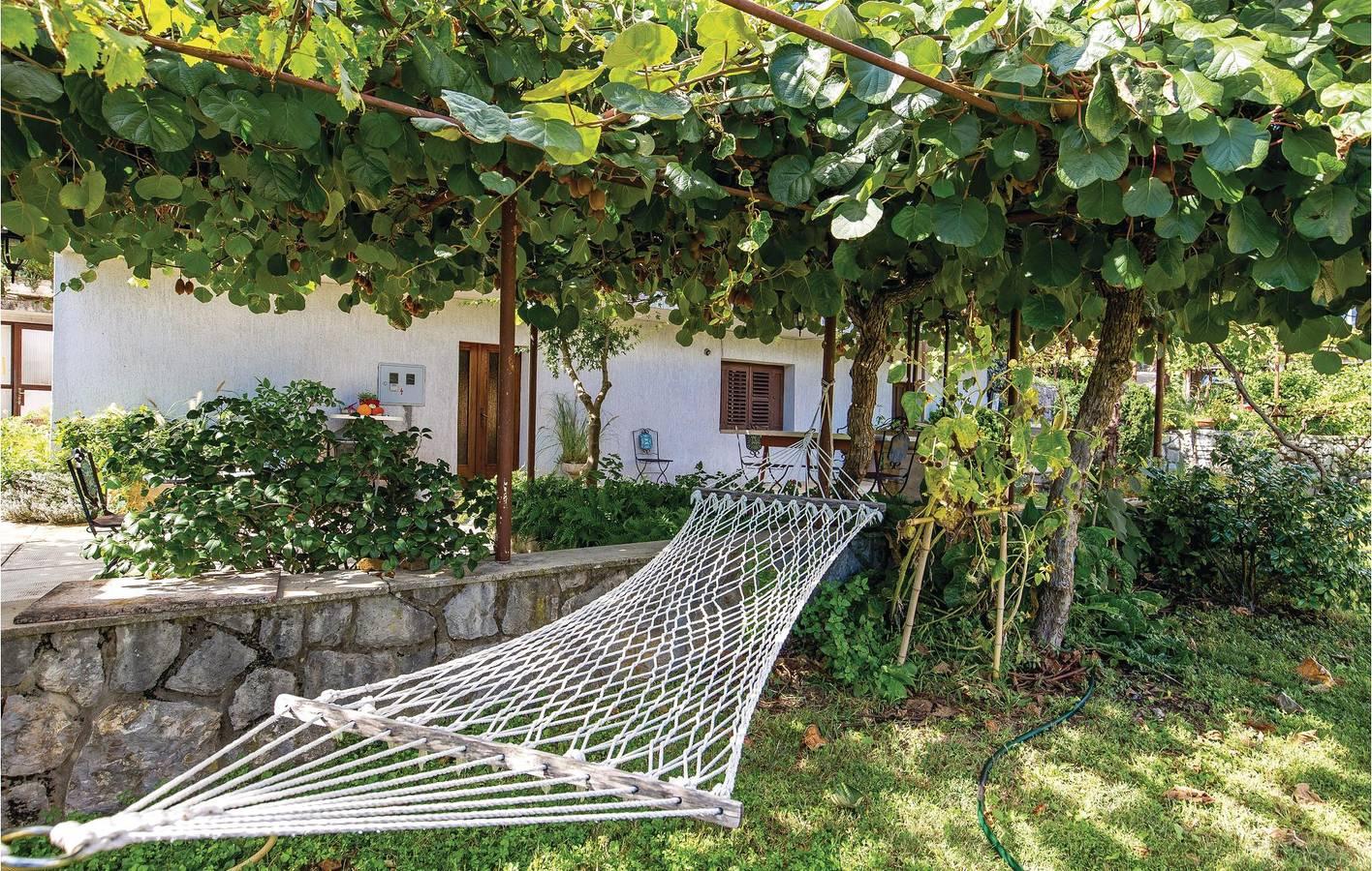 Vakantieappartement in Ika foto 16