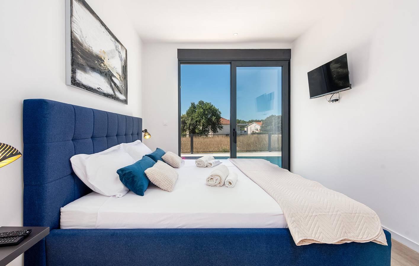 Gezellig appartement met 2 slaapkamers, zwembad, vlak bij het strand en wifi in Nin, Kroatië voor 6 personen foto 19