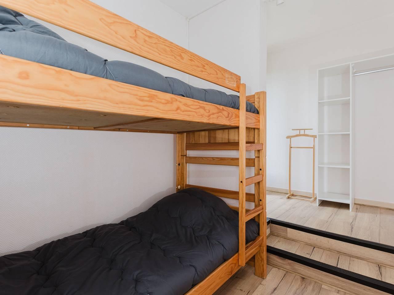 Le Petit Robinson met 1 slaapkamer en binnenzwembad in La Richardais, Saint-Malo en omgeing, Frankrijk voor 4 personen foto 13