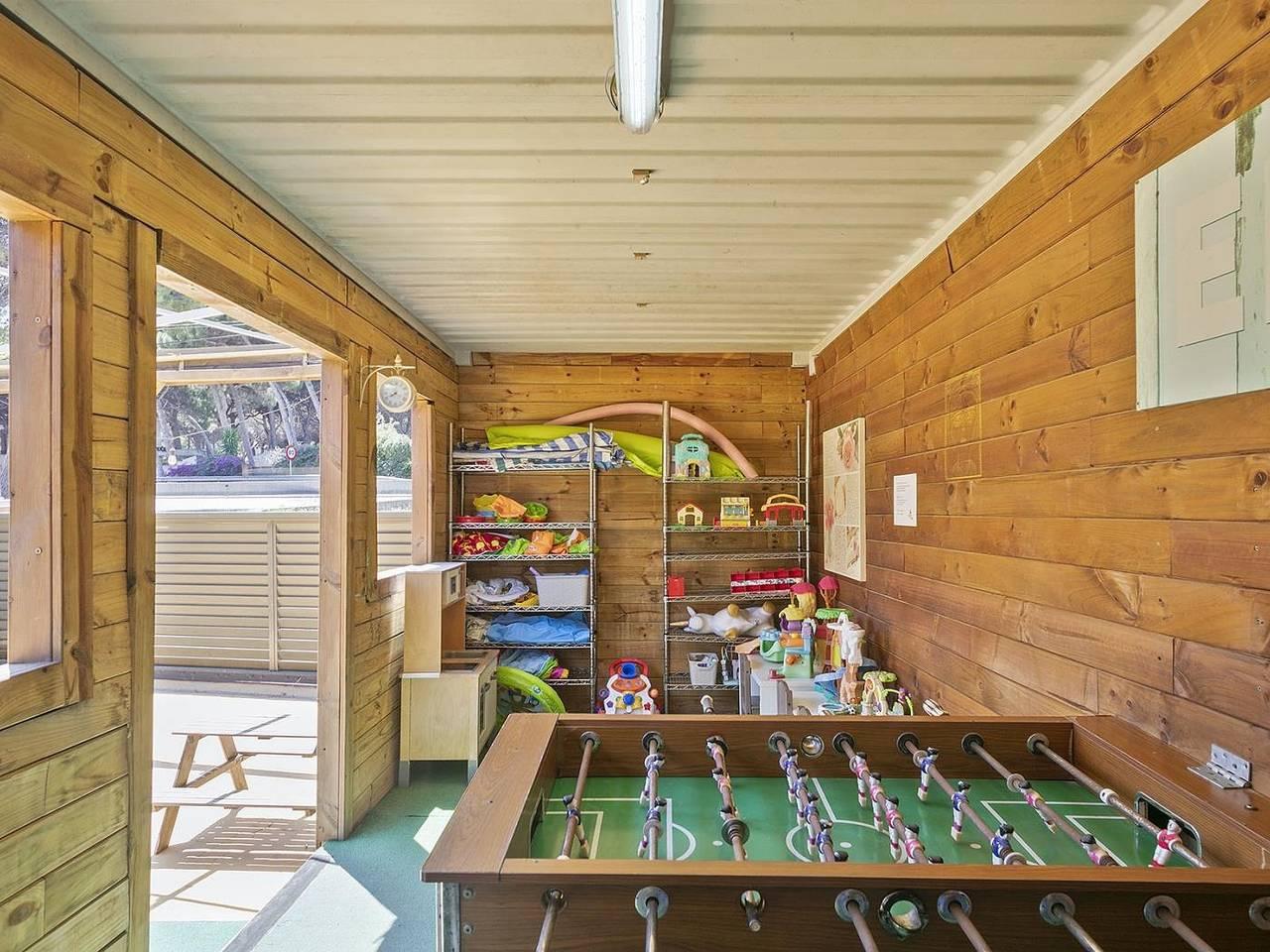 Zonnig en comfortabel appartement in Castelldefels, Baix Llobregat, Spanje voor 3 personen foto 19