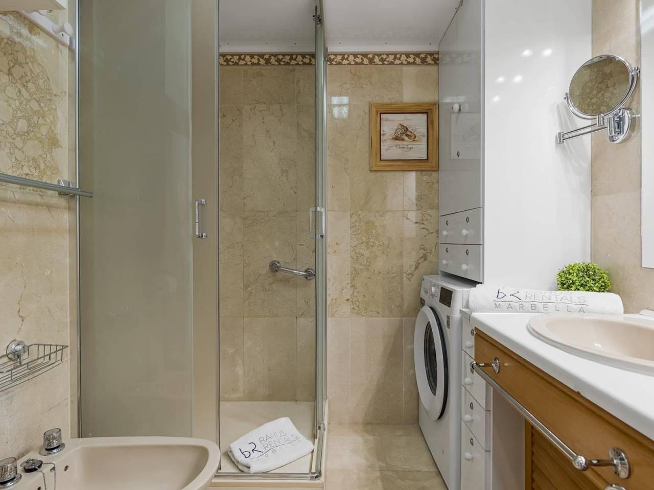 Vakantieappartement met zwembad en 100 m², 1 slaapkamer en terras in Medina Gardens, Marbella, Spanje voor 2 personen foto 19