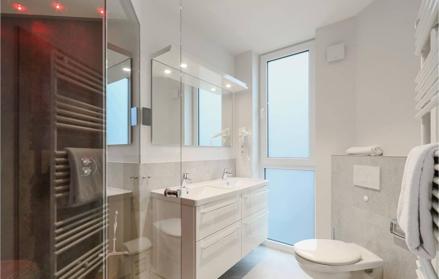 Vakantieappartement met zwembad en ligging bij een meer in Priwall, Lübeck, Duitsland voor 6 personen foto 24