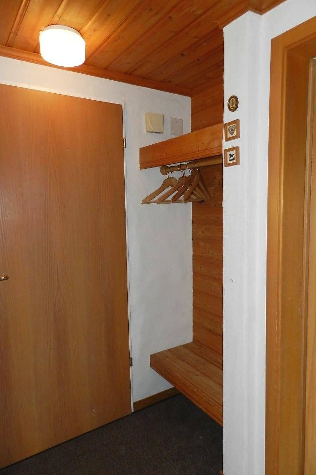 Zapfe (Küenzi) in Saanenmöser, Saanen, Zwitserland voor 6 personen foto 19