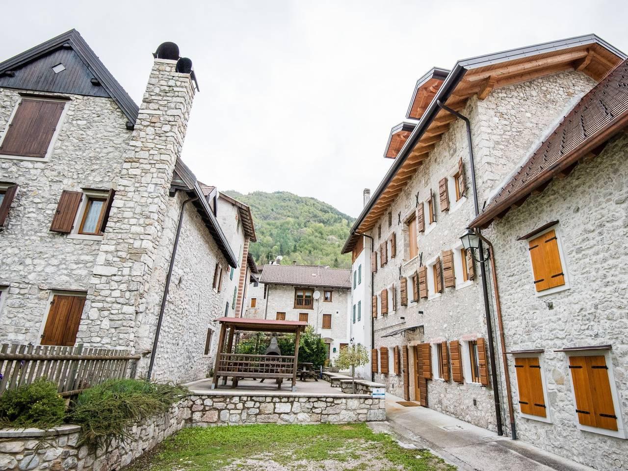 Albergo Diffuso - Cjasa Ustin met 2 slaapkamers en terras in Barcis, Carnic Prealps, Italië voor 5 personen foto 19