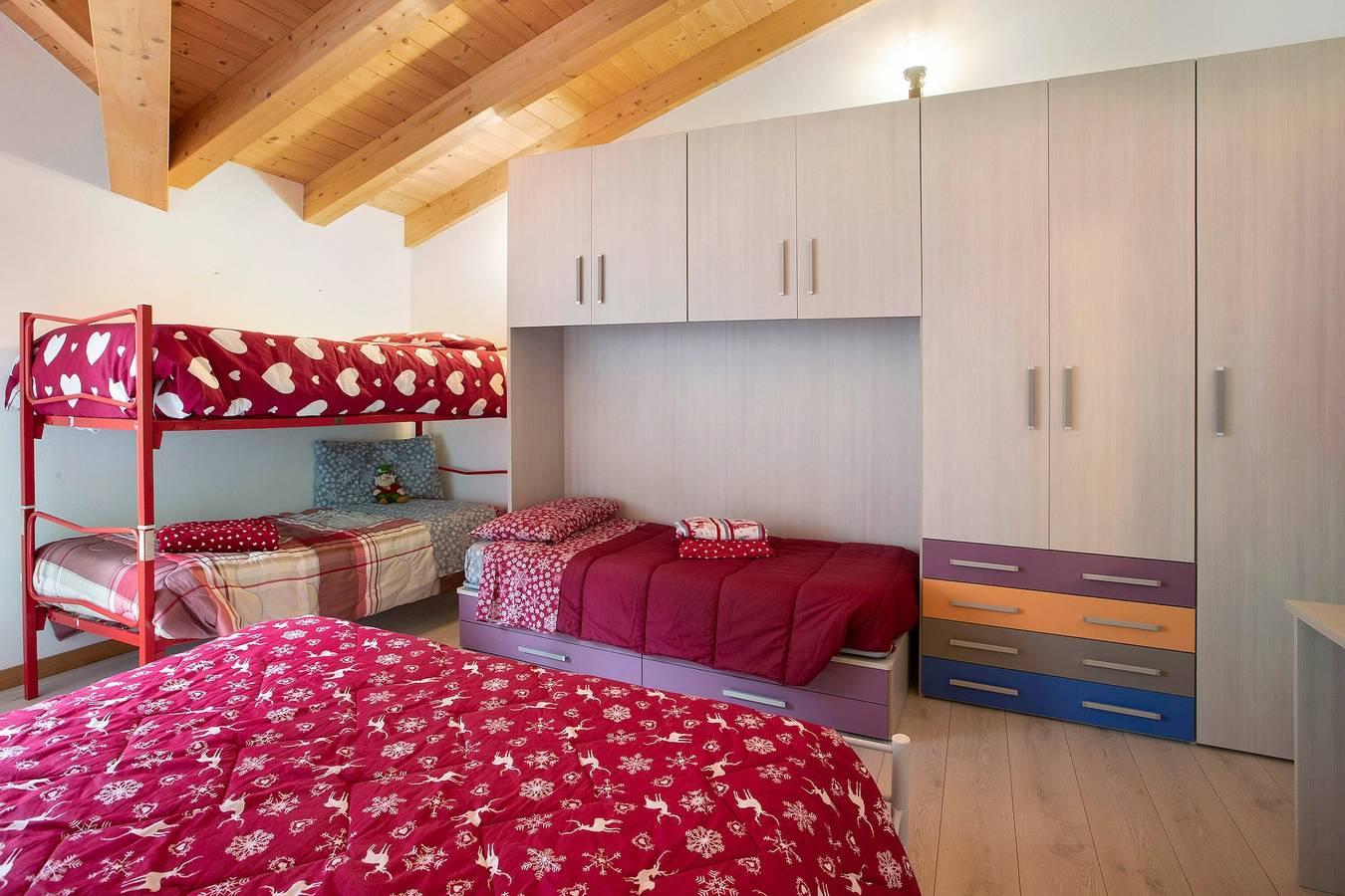 Appartement 'Casa Sergio' met Bergzicht, Eigen Tuin in Grosio, Stilfser Joch National Park, Italië voor 11 personen foto 22
