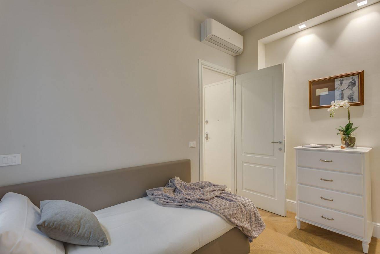 Sophisticated Home in Florence city center, Florence, Italië voor 8 personen foto 19
