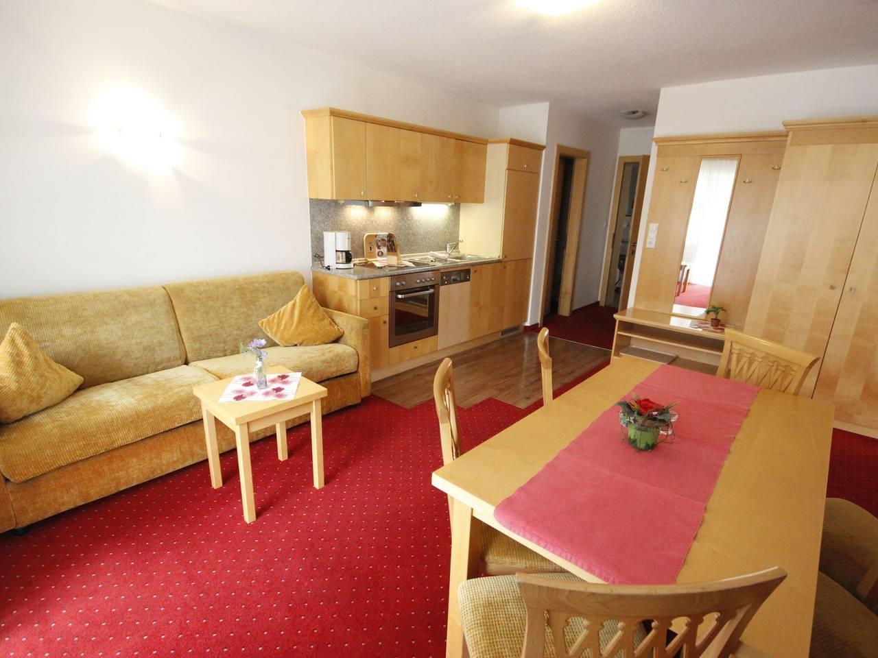 Vakantieappartement met sauna en binnenzwembad in Stubai Alps, Längenfeld, Oostenrijk voor 4 personen foto 4
