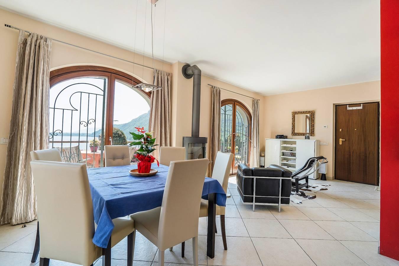 Huis voor huisdieren 'Casa Marina' met uitzicht op het meer in Mergozzo, Comune di Mergozzo, Italië voor 6 personen foto 25