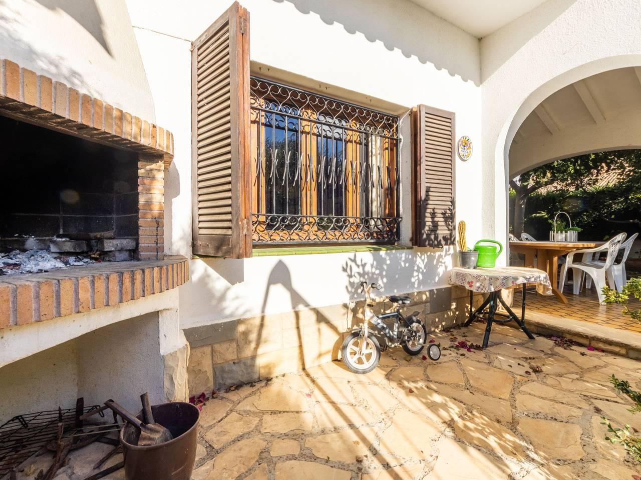 Vilafortuny met 110 m², 4 slaapkamers en 2 badkamers in Vilafortuny, Cambrils, Spanje voor 10 personen foto 19
