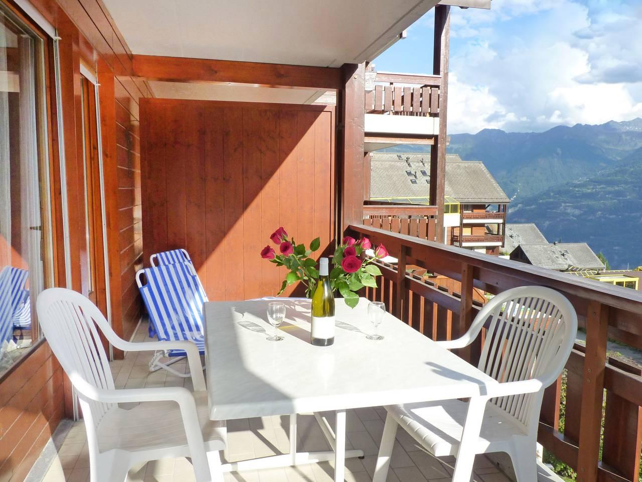 Vakantieappartement in Leytron, Zwitserland voor 2 personen
