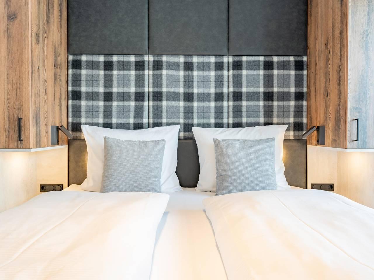 Zeer luxe lodge met wijnkoeler en open haard in Niedernsill, Pinzgau, Oostenrijk voor 8 personen foto 23
