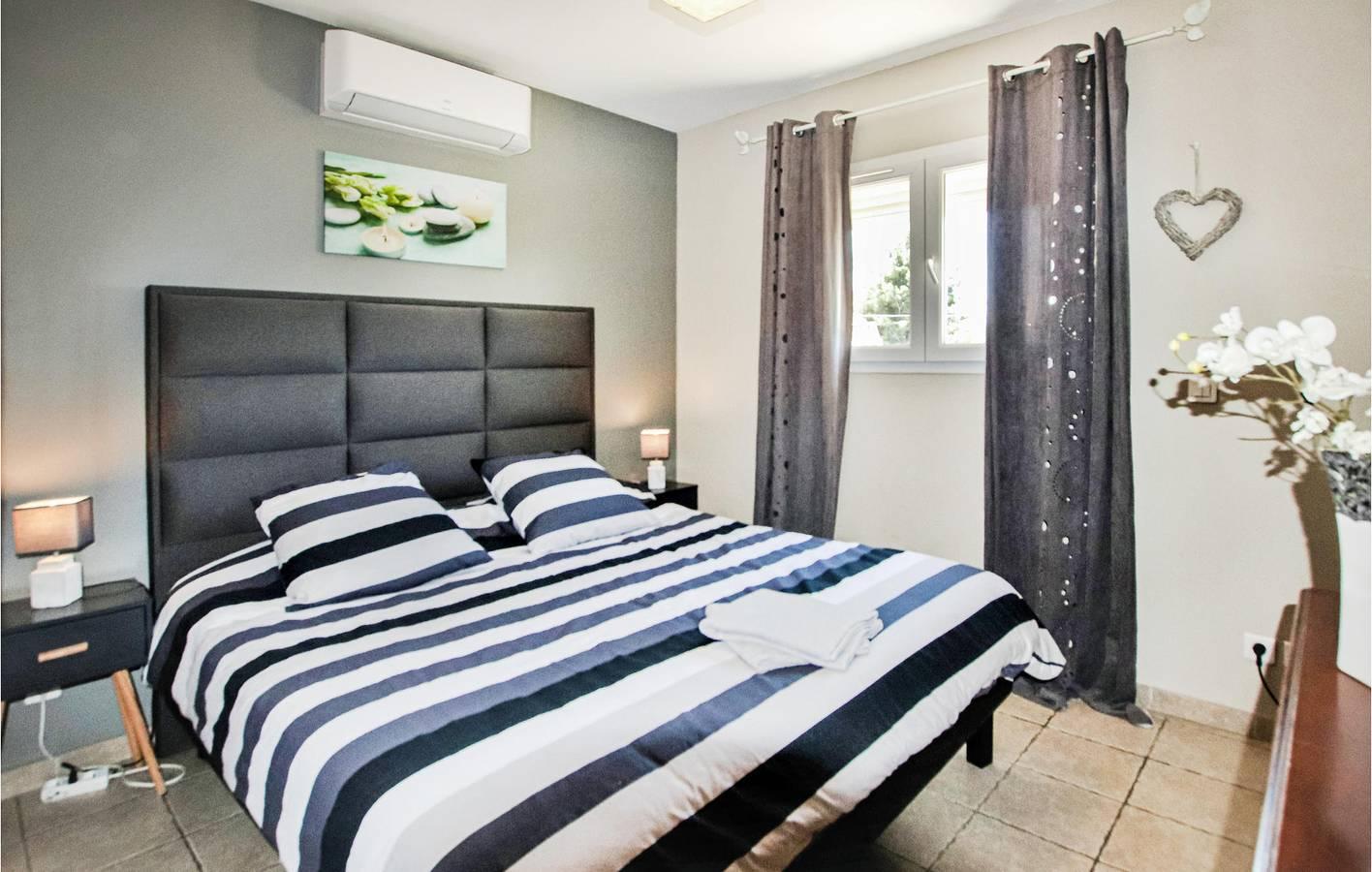Vakantiehuis met privézwembad en zwembad in Les Angles (Gard), Frankrijk voor 6 personen foto 20