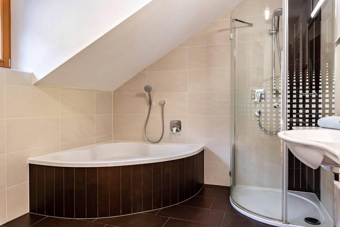 Appartement 'Kehrerhof - Panorama' met uitzicht op de bergen, balkon & in Ellen, St. Lorenzen, Italië voor 8 personen foto 19