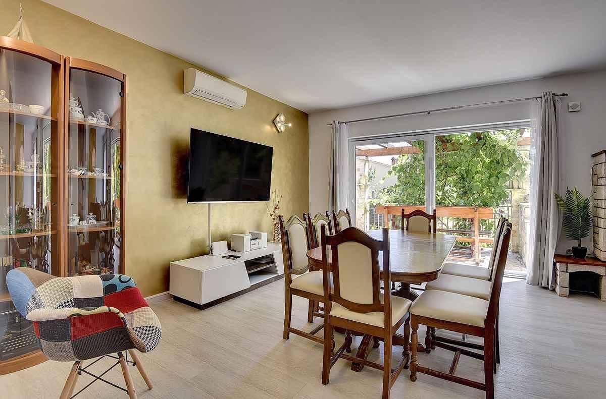 Villa met zwembad en putting green in Pula-Medulin, Ližnjan, Kroatië voor 10 personen foto 22