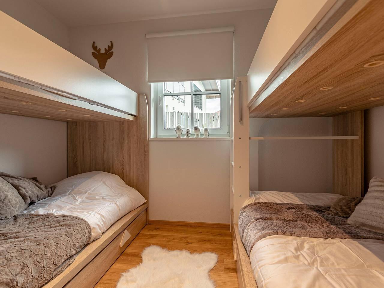 Luxe chalet met sauna bij het zwemmeer in Uttendorf, Pinzgau, Oostenrijk voor 10 personen foto 23
