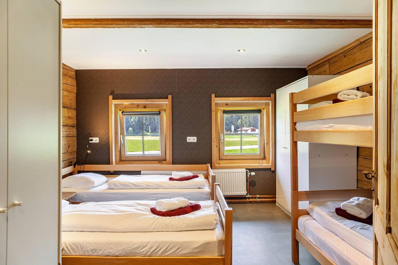 Vakantiehuis "The Farm" met Uitzicht op de Bergen in Westendorf (Tirol), Kaisergebirge, Oostenrijk voor 14 personen foto 23