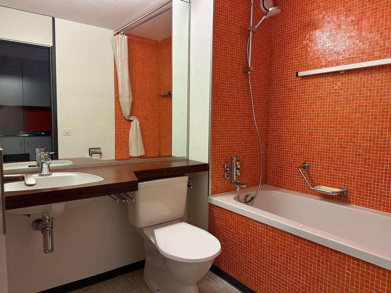 Vakantieappartement met binnenzwembad en zwembad in Disentis, Surselva, Zwitserland voor 4 personen foto 17