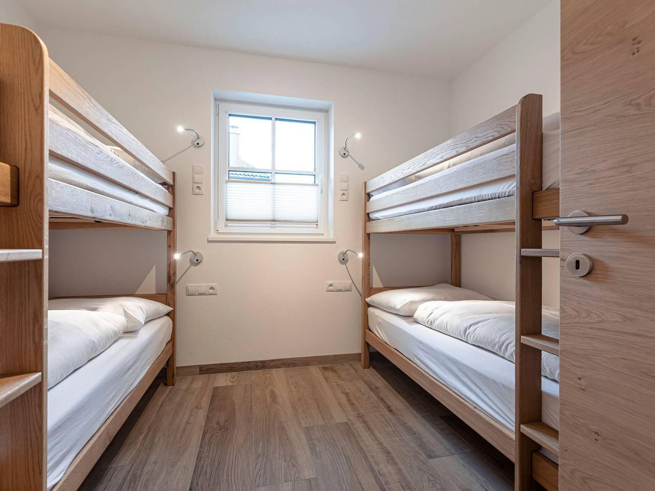 Luxe chalet met sauna bij het zwemmeer in Uttendorf, Pinzgau, Oostenrijk voor 10 personen foto 19