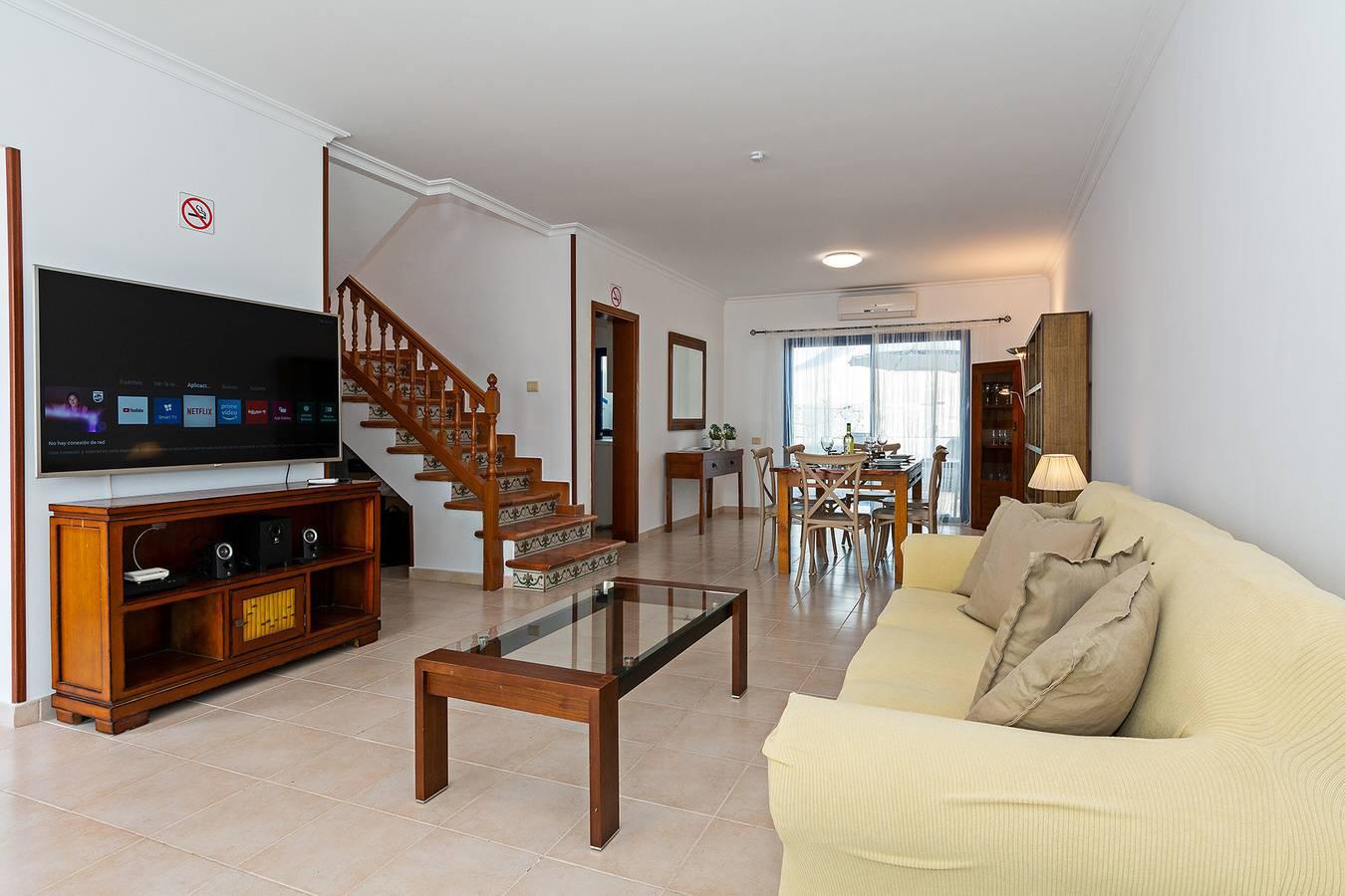 3Br Home - Private Heated Pool - Parking in Playa Blanca, Yaiza, Spanje voor 6 personen foto 24