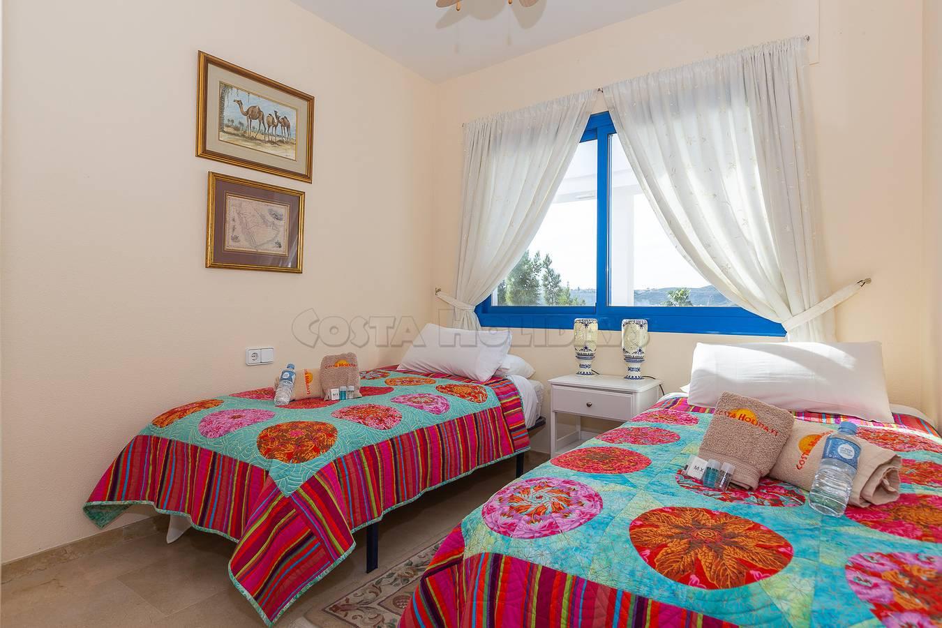 Duquesa Suites 611 in Puerto de la Duquesa, Manilva, Spanje voor 6 personen foto 23