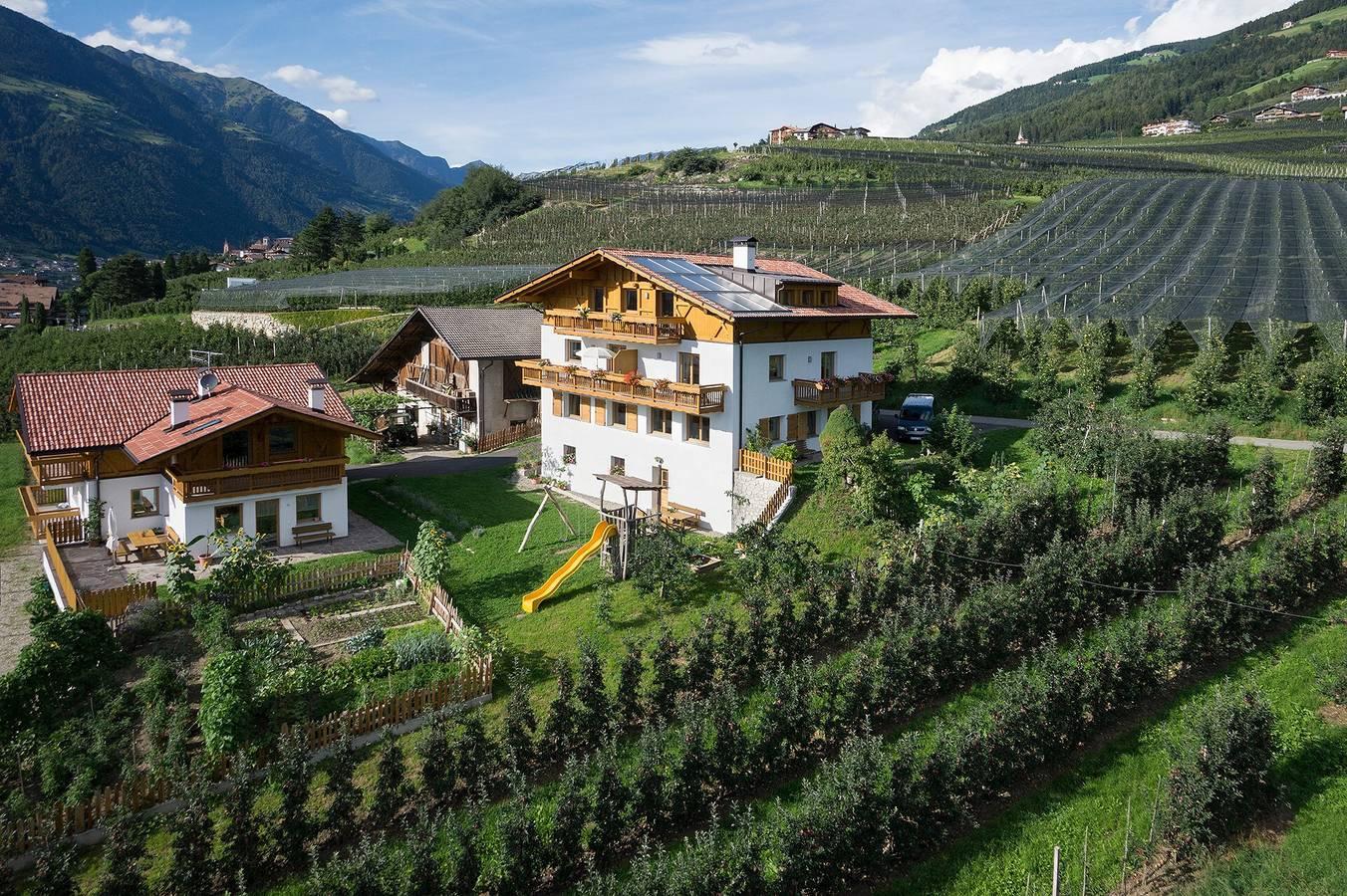 Gezellig appartement 'Gassbauerhof Ober' met balkon in Schenna, Sarntaler Alpen, Italië voor 4 personen foto 22