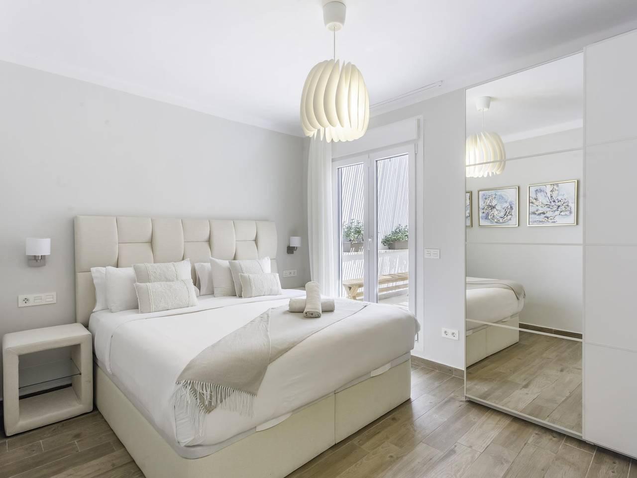 Vakantiehuis met balkon/terras en 220 m², 5 slaapkamers en 4 badkamers in Sitges, Garraf, Spanje voor 10 personen foto 20
