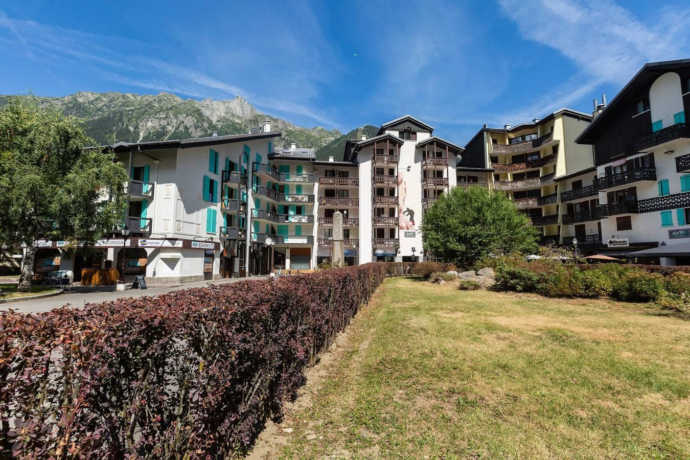 Cham Sud F400 Walk to Lifts for 2 in Brevent-Flegere, Chamonix, Frankrijk voor 2 personen foto 19