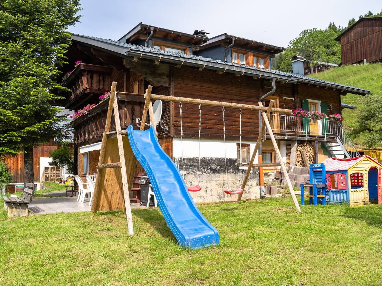 Vakantiehuis met alpine flair en tuin in Silbertal, Schruns-Tschagguns, Oostenrijk voor 12 personen foto 25