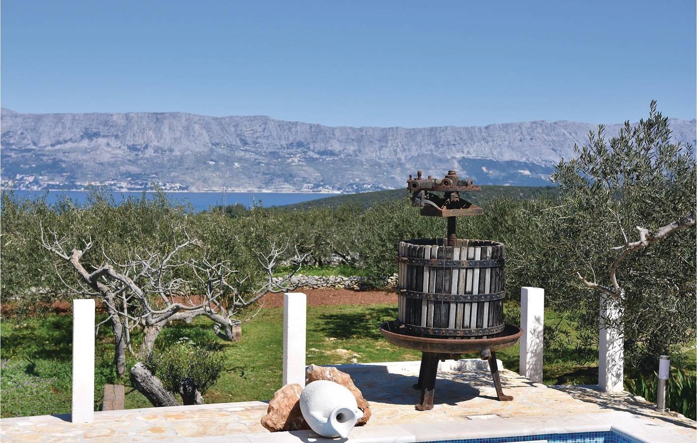 Vakantiehuis in Brac foto 18