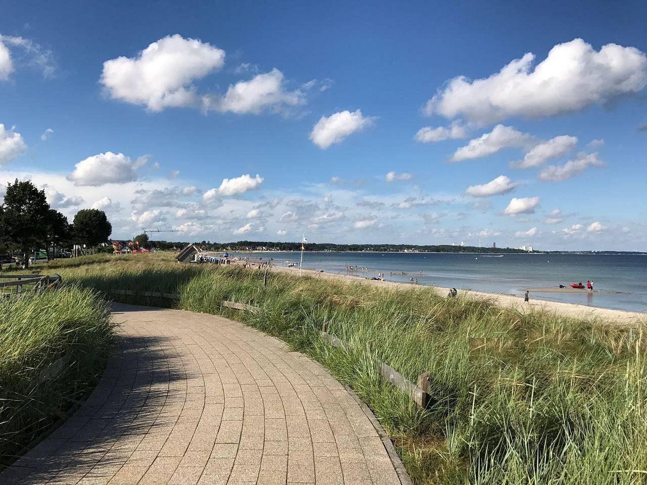 Ter/101 - Terrassenhuegel -Teilseeblick in Scharbeutz, Duitsland voor 4 personen foto 20