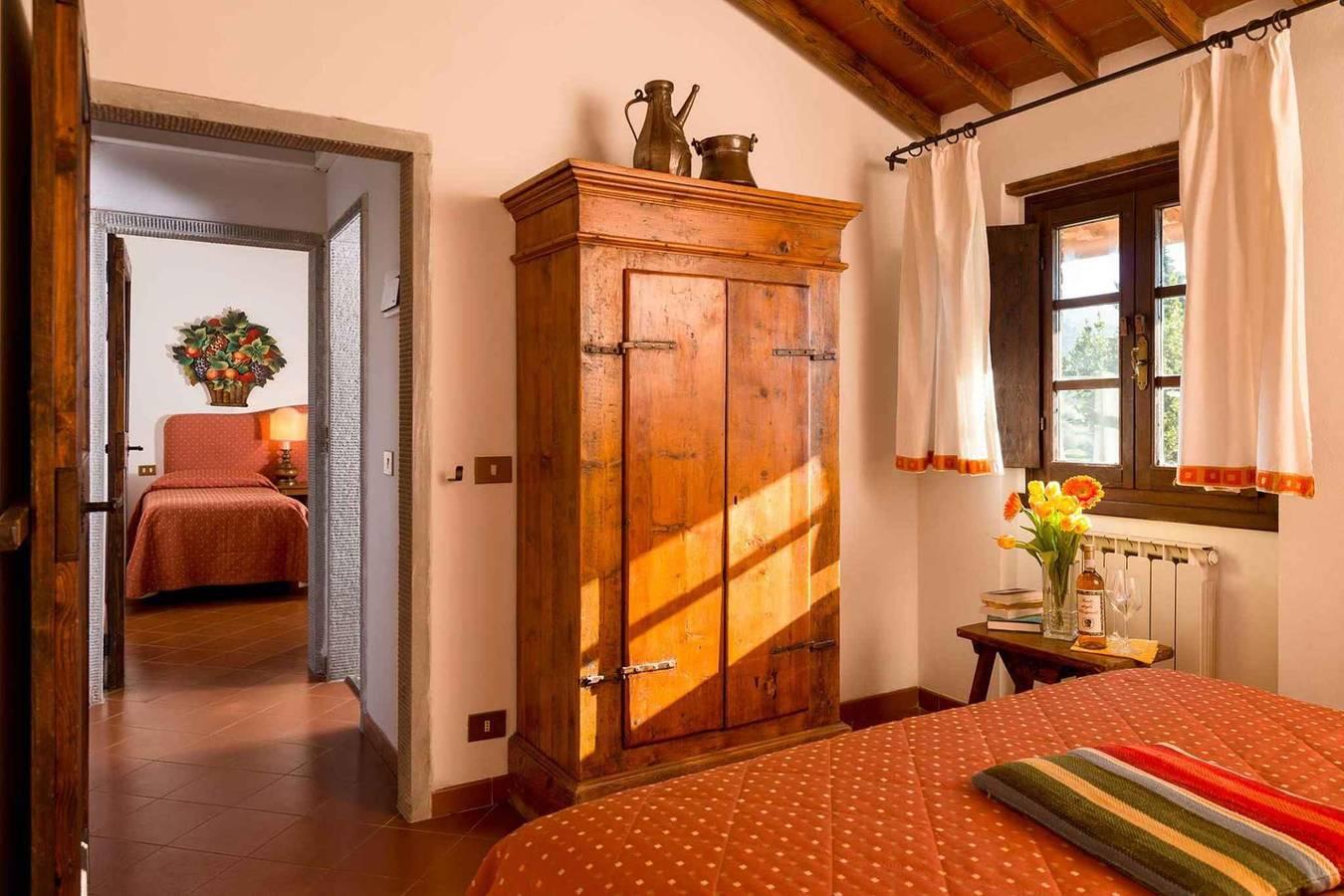 Vakantieappartement met airconditioning en buitenzwembad in Chianti, Italië voor 4 personen foto 21