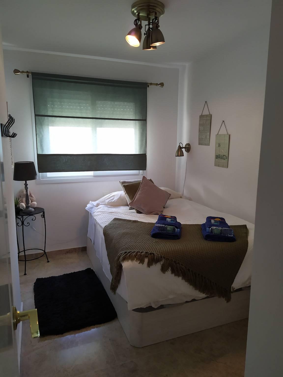 Reina Sofia 45 in Estepona, Spanje voor 6 personen foto 19