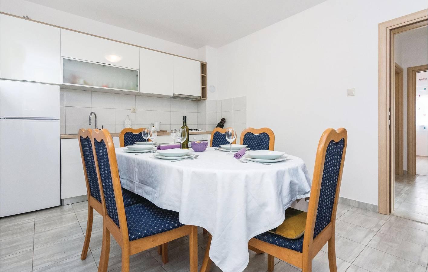 Gezellig, op 2 km van het strand: modern appartement in Zadar Stad, Zadar (Municipality), Kroatië voor 8 personen foto 21