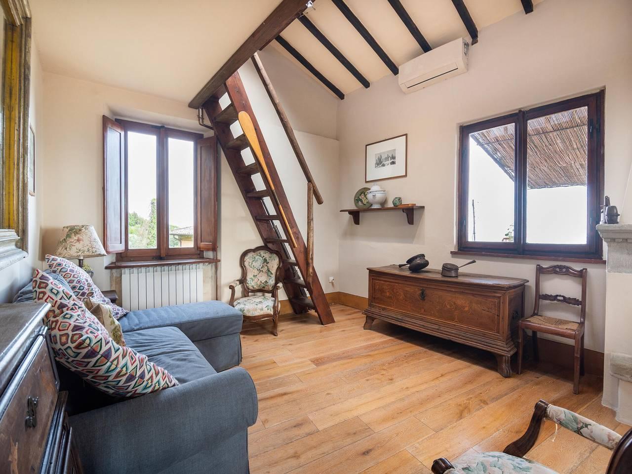 Vakantiehuis met privézwembad en jacuzzi in Cortona, Provincie Arezzo, Italië voor 6 personen foto 21