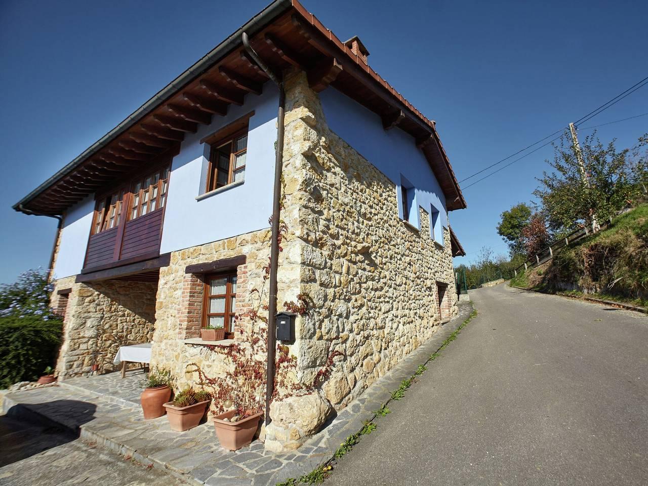 Vakantiehuis in Nava vanaf 134€ per nacht