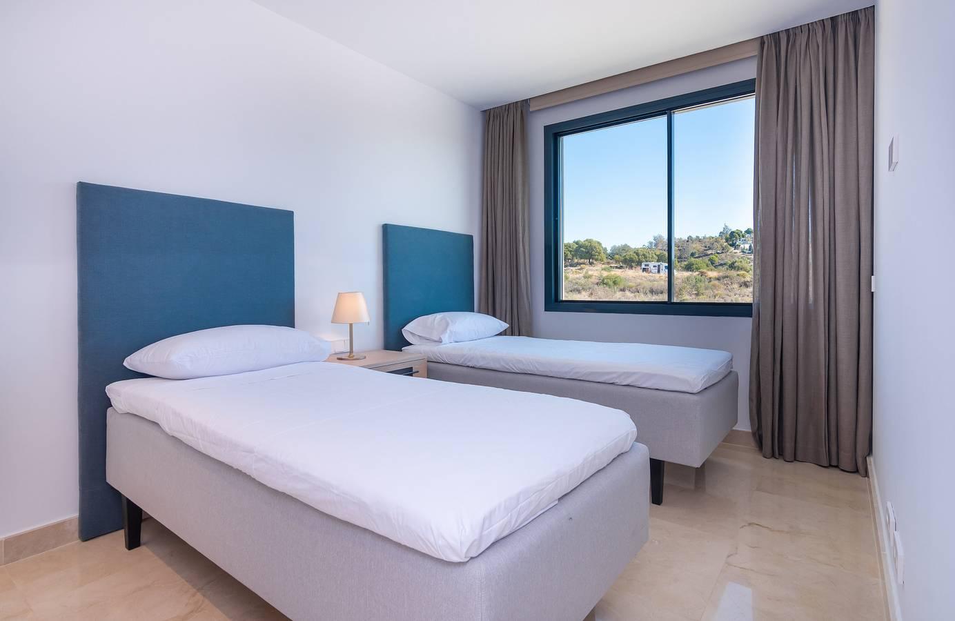 Luxurious Townhouse & Rooftop Plunge Pool in Playa de La Cala - El Torreón (Mijas), Mijas, Spanje voor 8 personen foto 21
