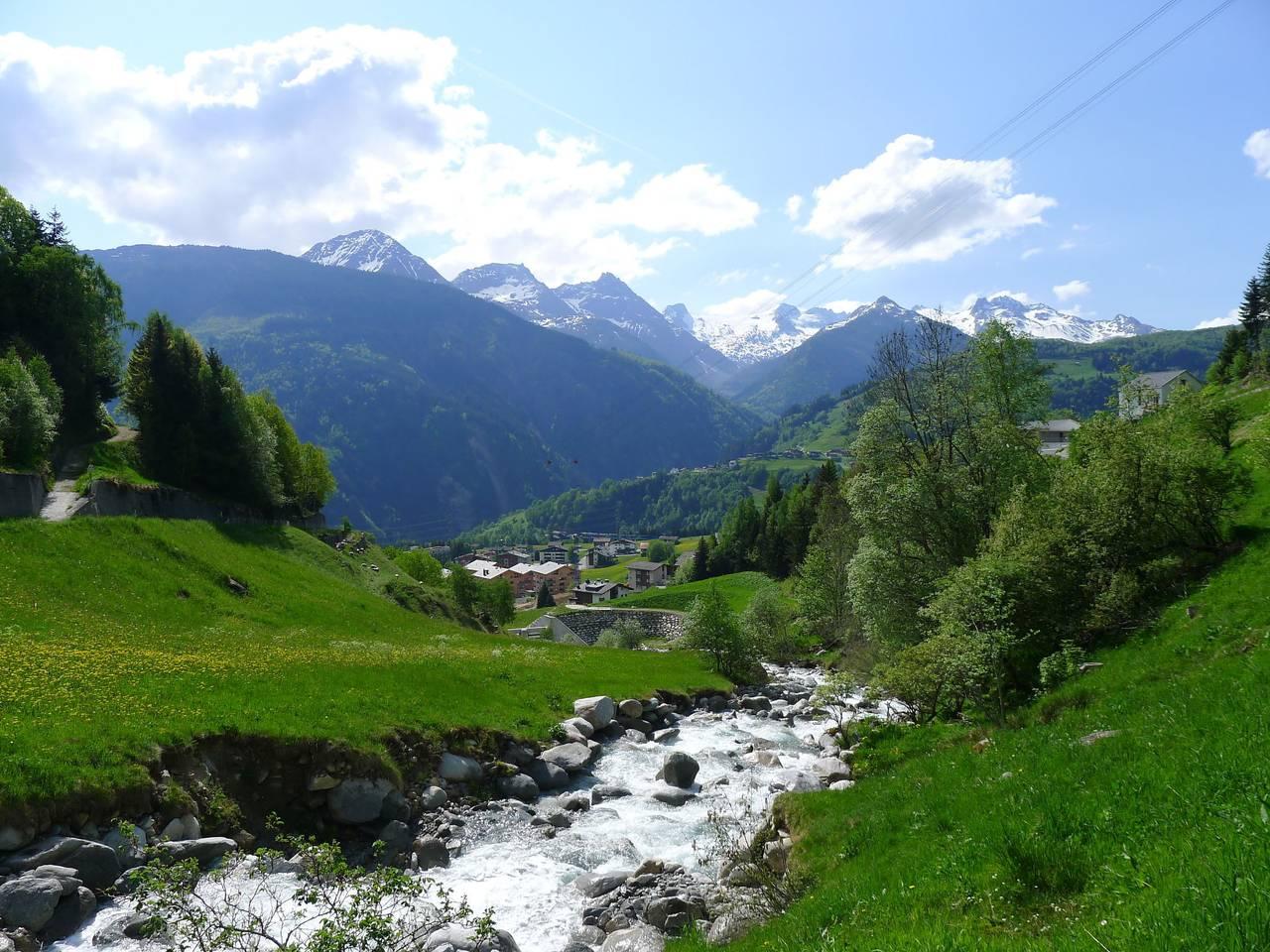 Vakantieappartement met binnenzwembad en zwembad in Disentis, Surselva, Zwitserland voor 4 personen foto 21