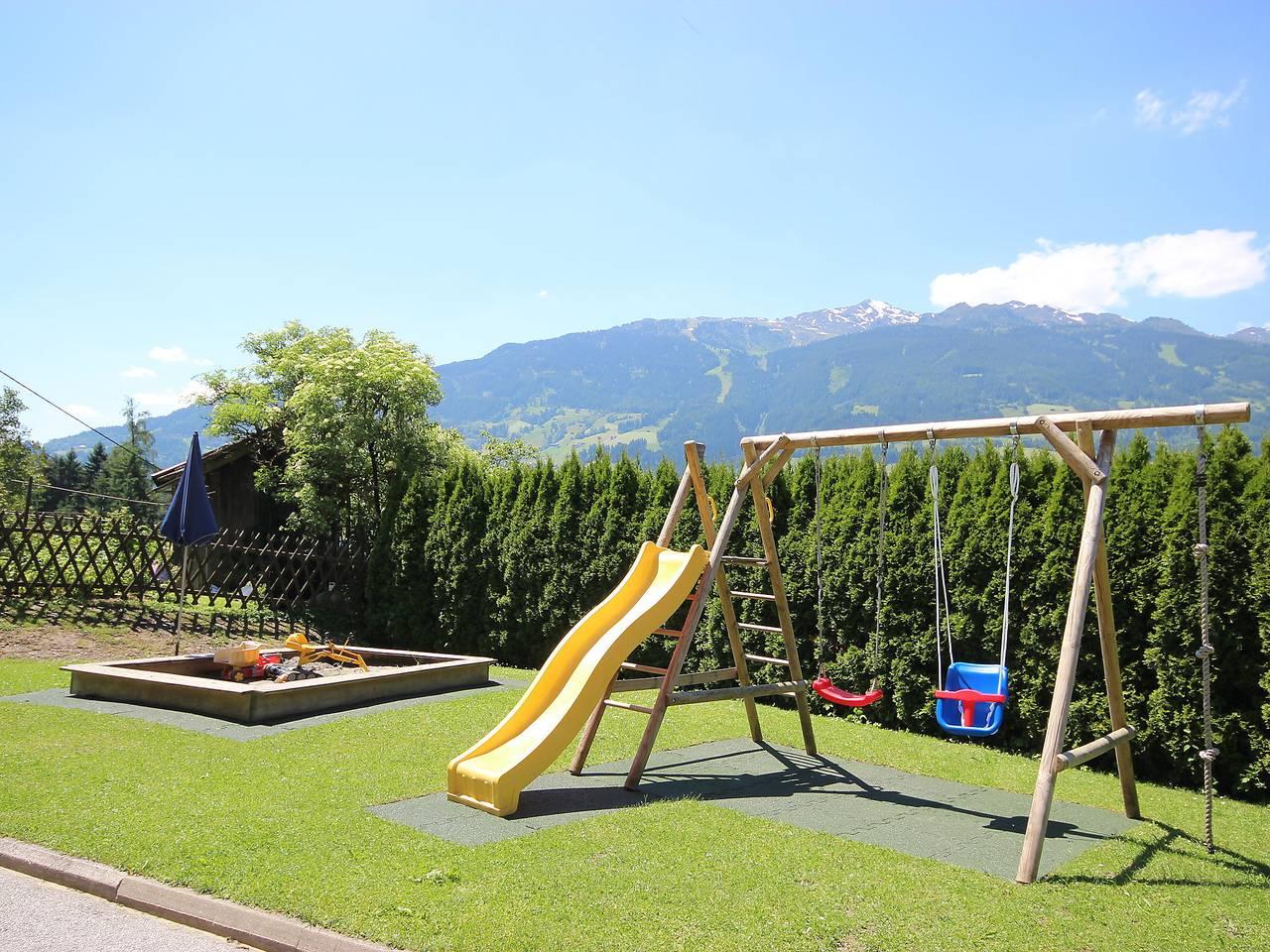Vakantiehuis in Zillertal, Oostenrijk voor 14 personen foto 11