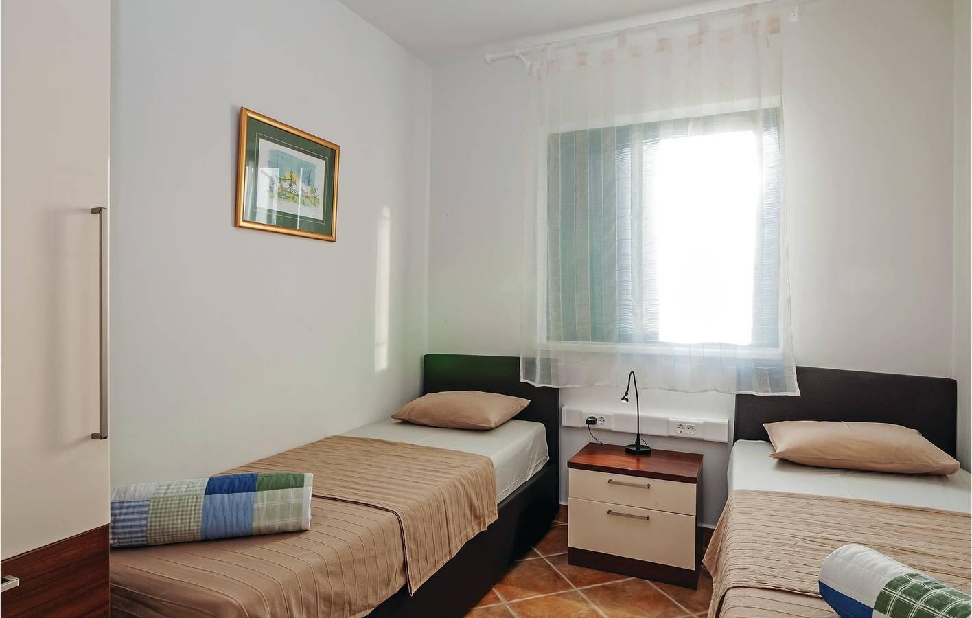 Gezellig appartement met 1 slaapkamer en zwembad, op 100 meter van de kust in Privlaka, Zadar, Kroatië voor 7 personen foto 20
