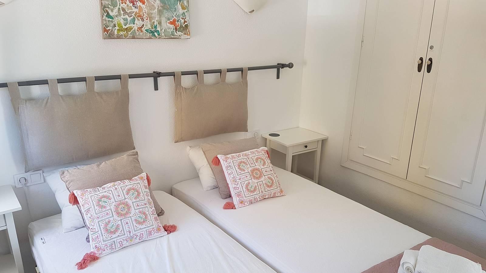Vakantiehuis "Casa Los Pinos" met Uitzicht op Zee, Gedeeld in Sitio de Calahonda, Mijas, Spanje voor 4 personen foto 20