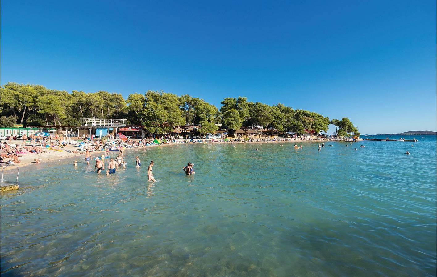 Gezellig appartement met terras, op 1,5 km van het strand van Pod in Pakoštane, Zadar, Kroatië voor 2 personen foto 23
