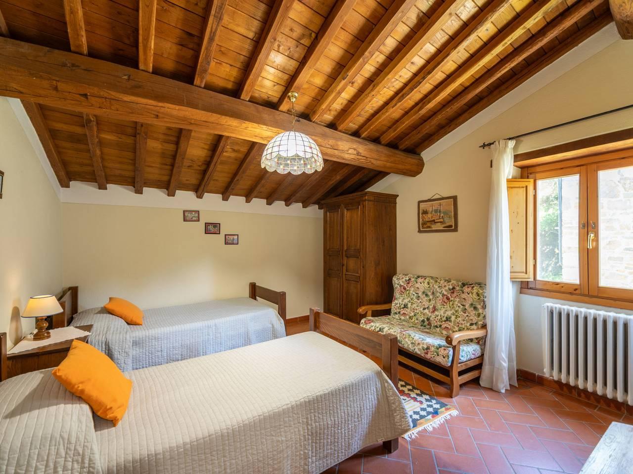 Podere Le Coste in Loro Ciuffenna, Valdarno, Italië voor 12 personen foto 22