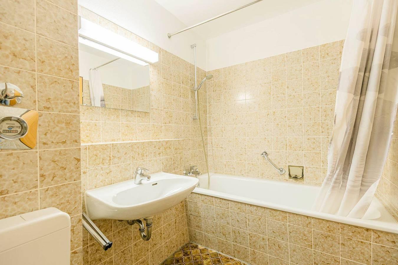 Vakantieappartement met balkon en 1 slaapkamer in Immenstaad am Bodensee, Duitsland voor 4 personen foto 24