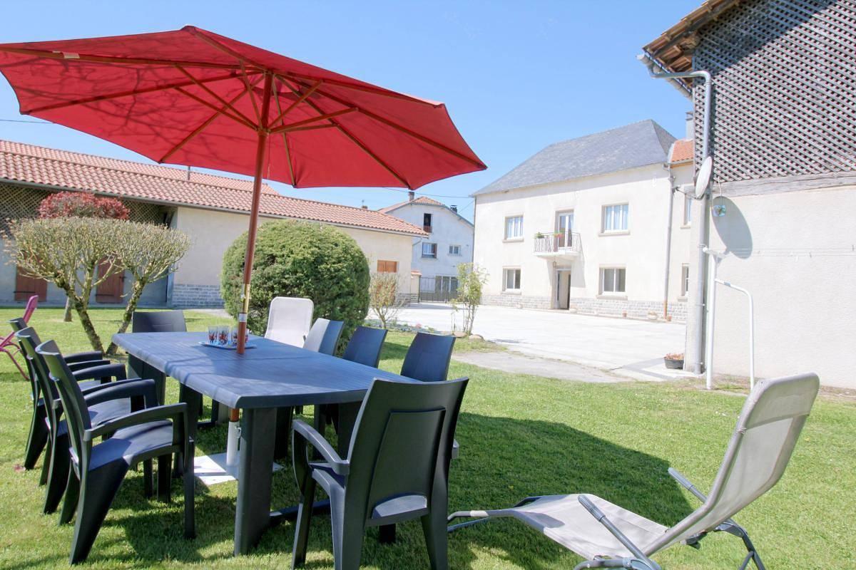 200m² Gite met parkeerplaats, WiFi & tuin - 2km naar Uglas in Pinas, Hautes-Pyreneeën, Frankrijk voor 10 personen foto 25