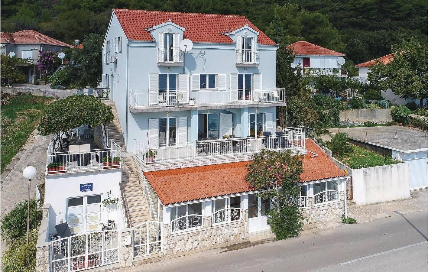 Vakantiehuis in Kućište, Kroatië voor 20 personen foto 7